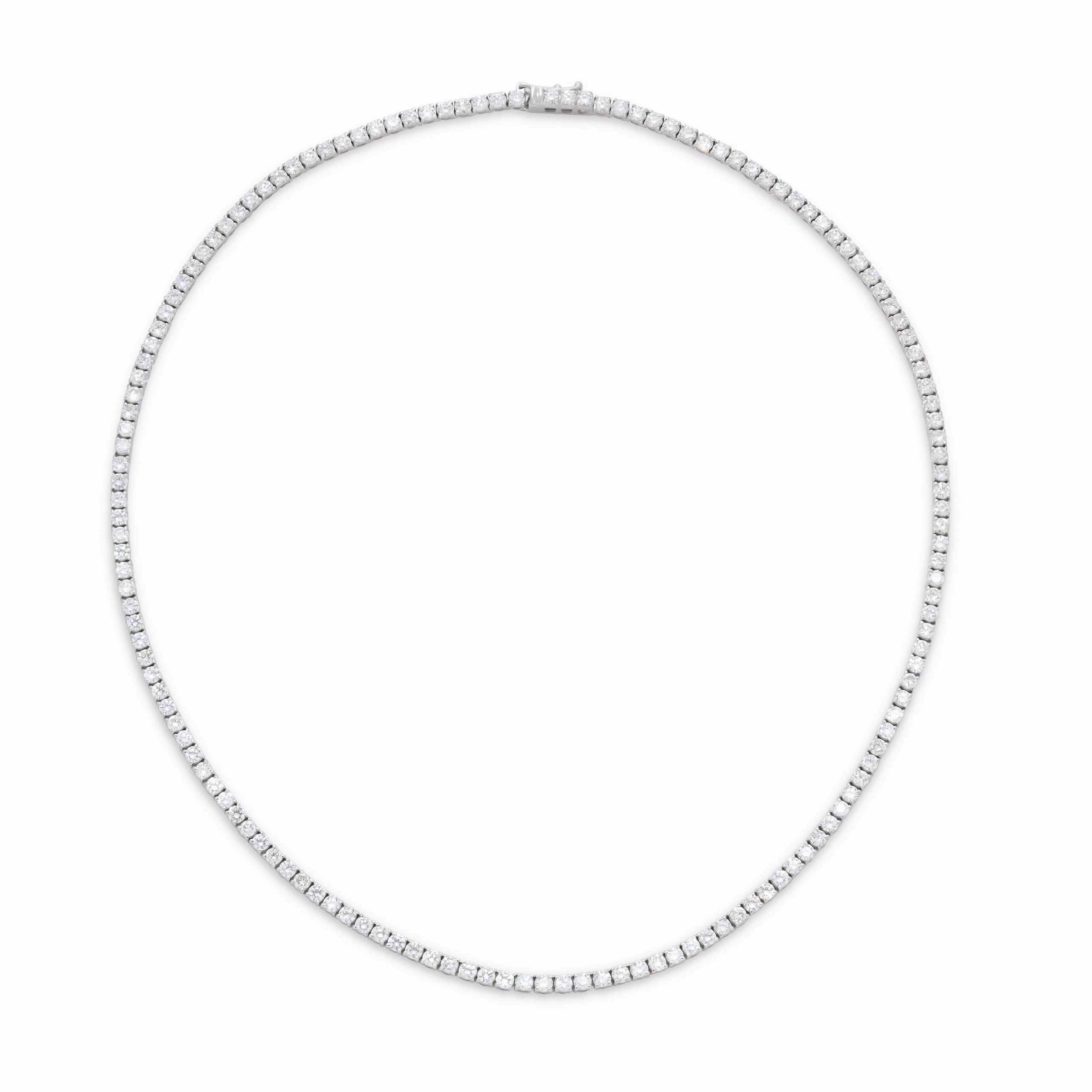 Diamond Rivire Necklace, 9.55 carats, in 18K White Gold