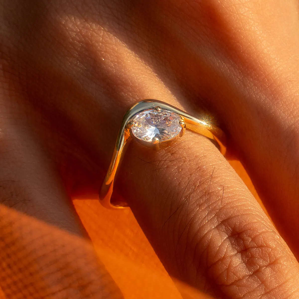 Floating Gem Ring