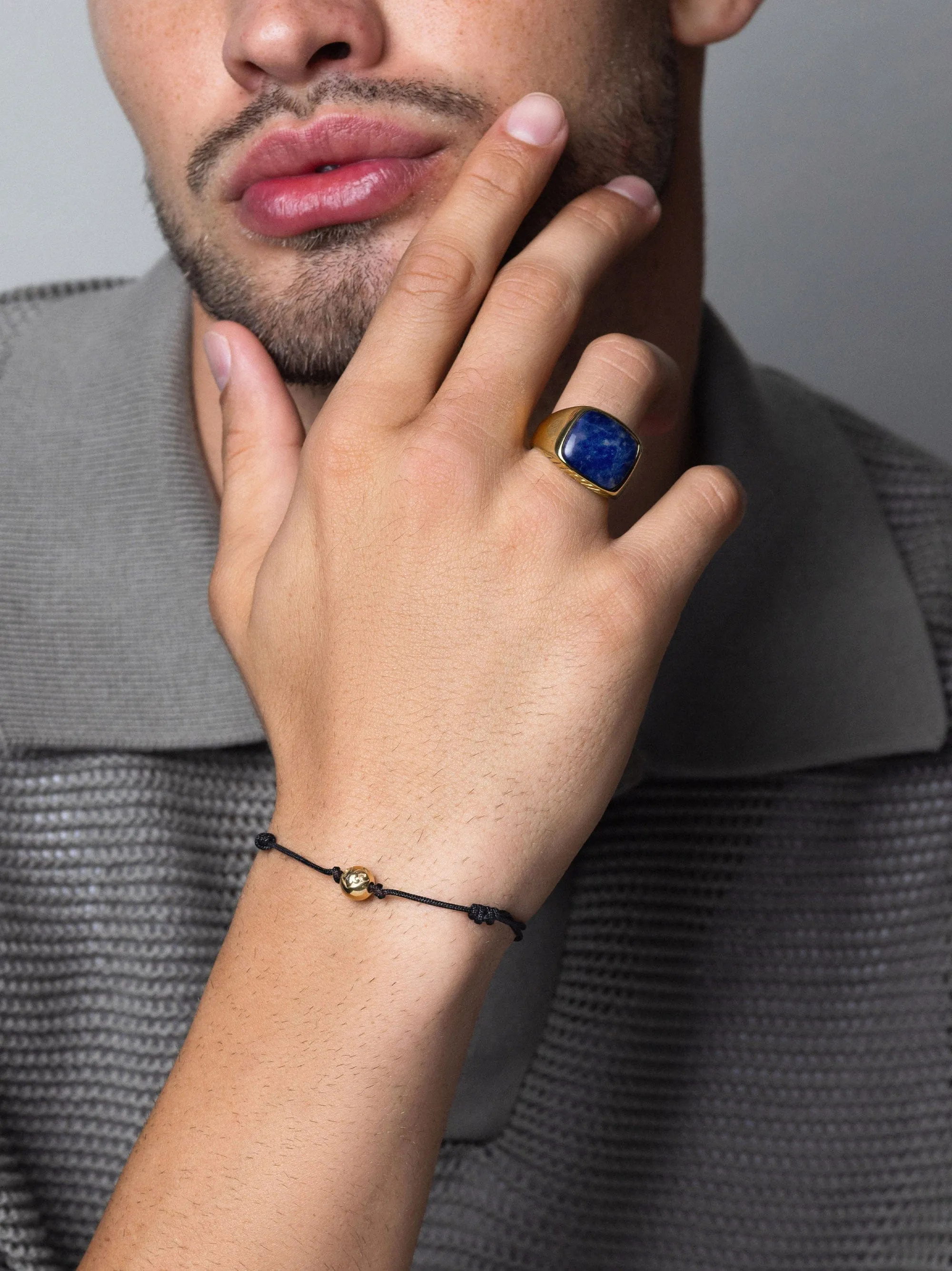 Gentlemen's Gold Signet Ring with Blue Dumortierite