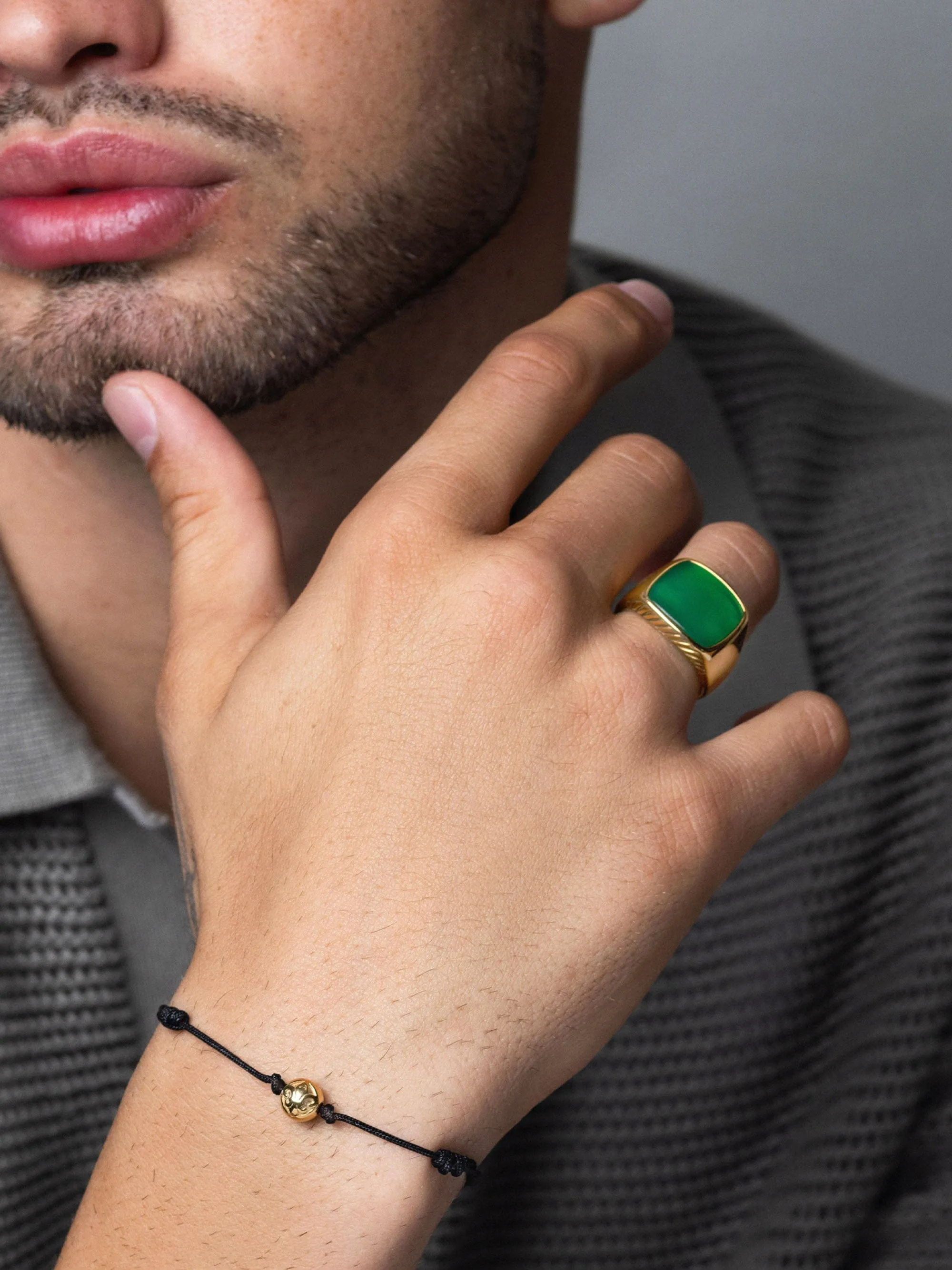 Gentlemen's Gold Signet Ring with Green Agate