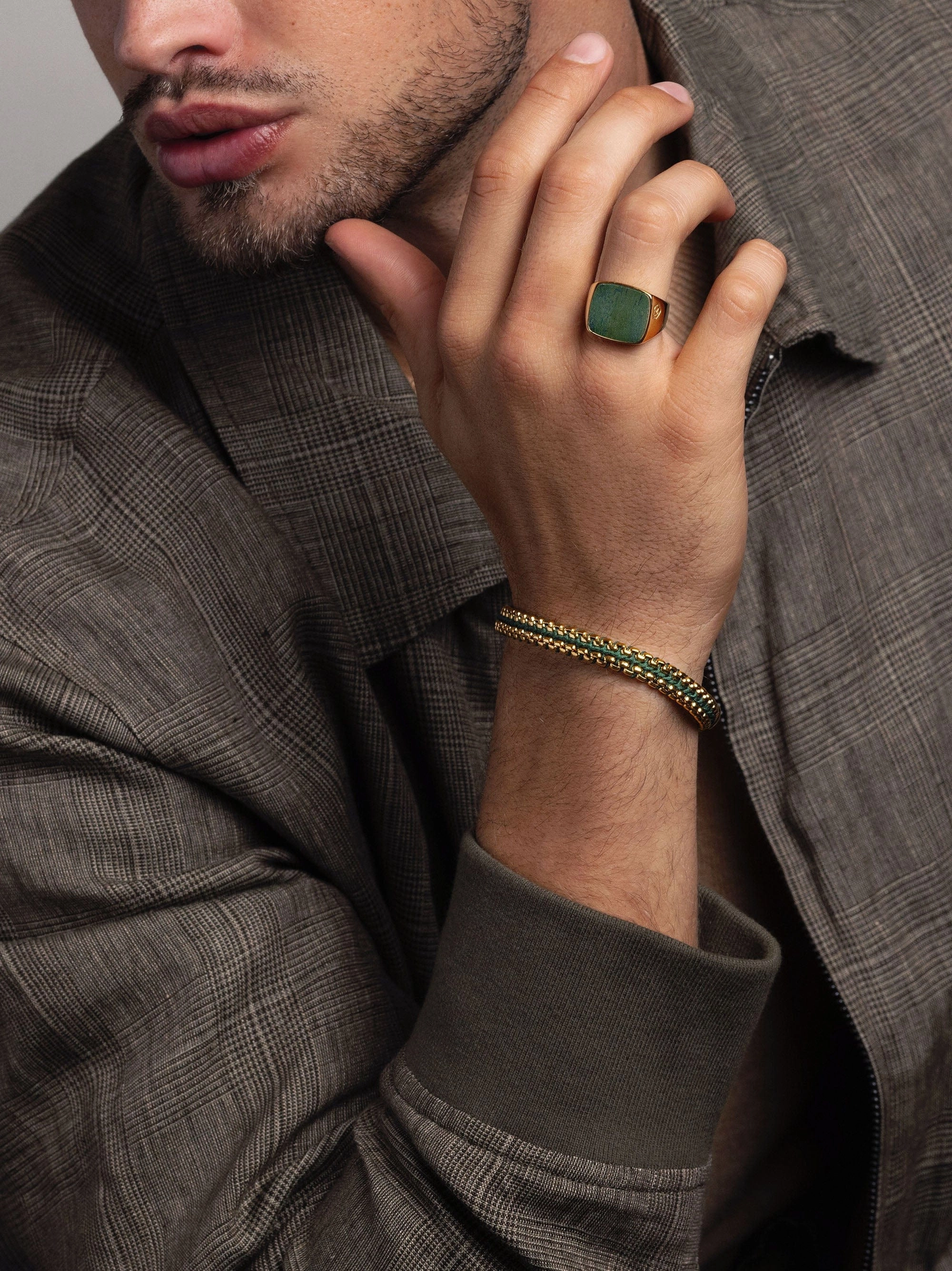 Green Woven Box Chain Bracelet in Gold