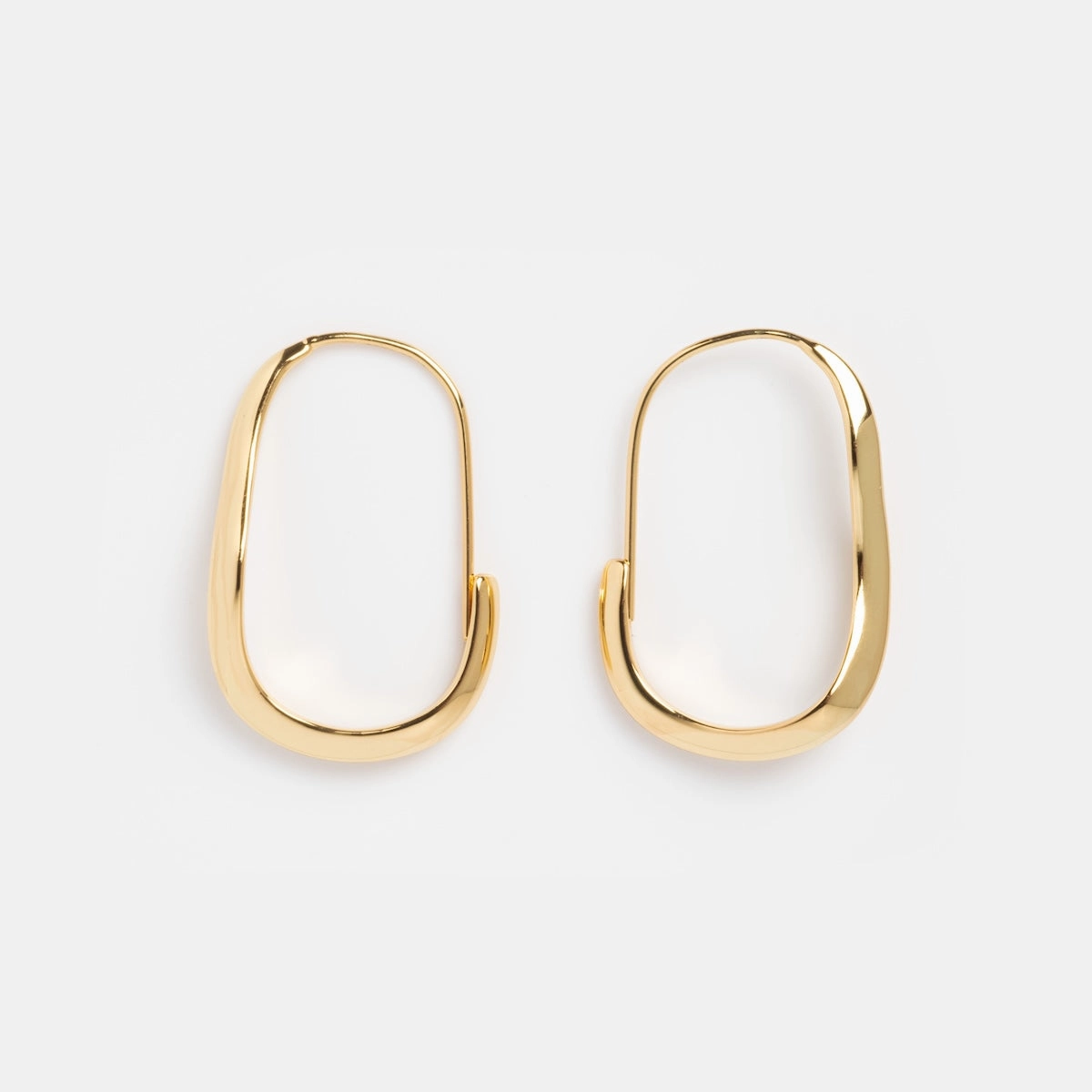 Mia Wave Hoops