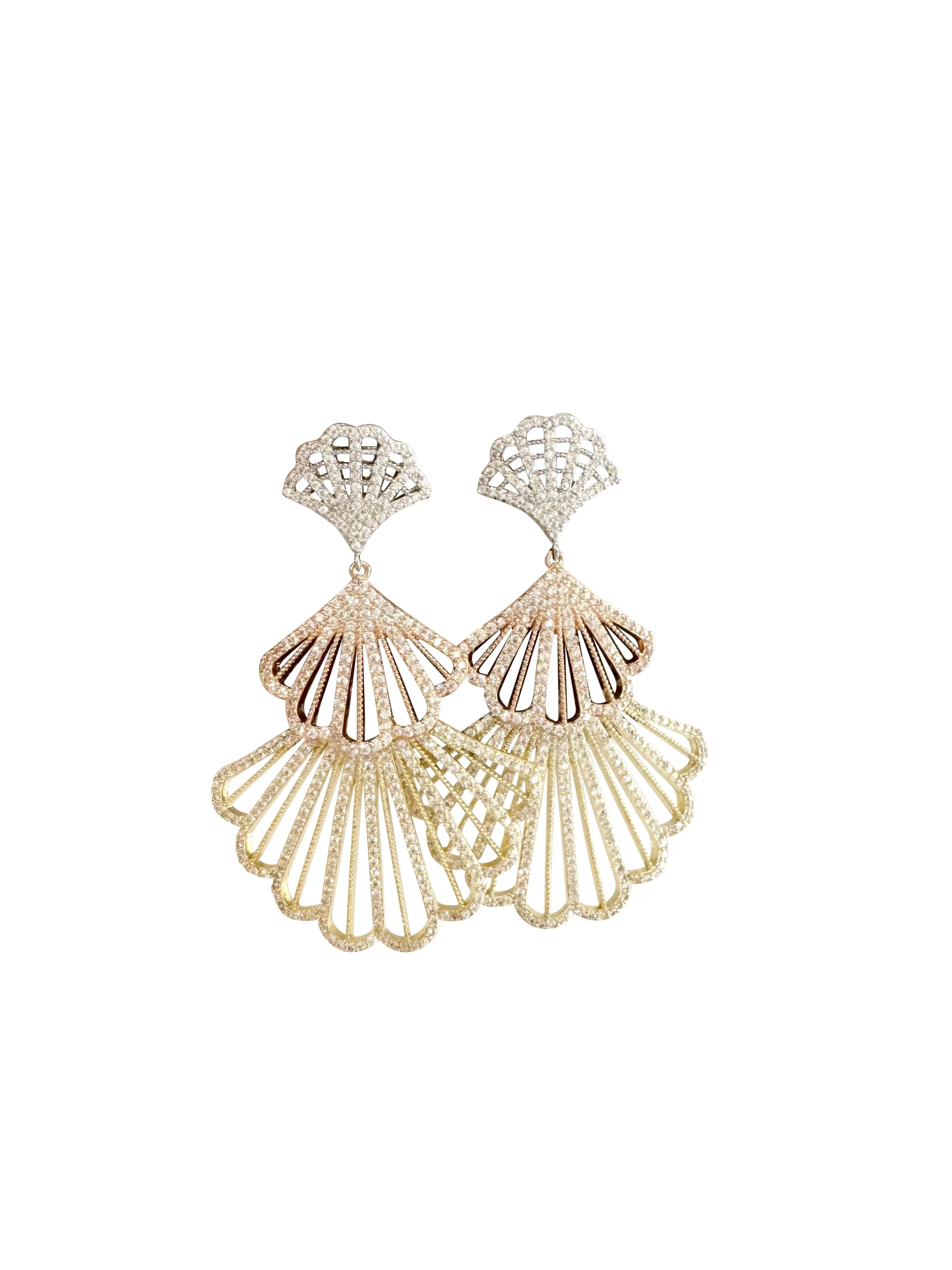 Shell Earring
