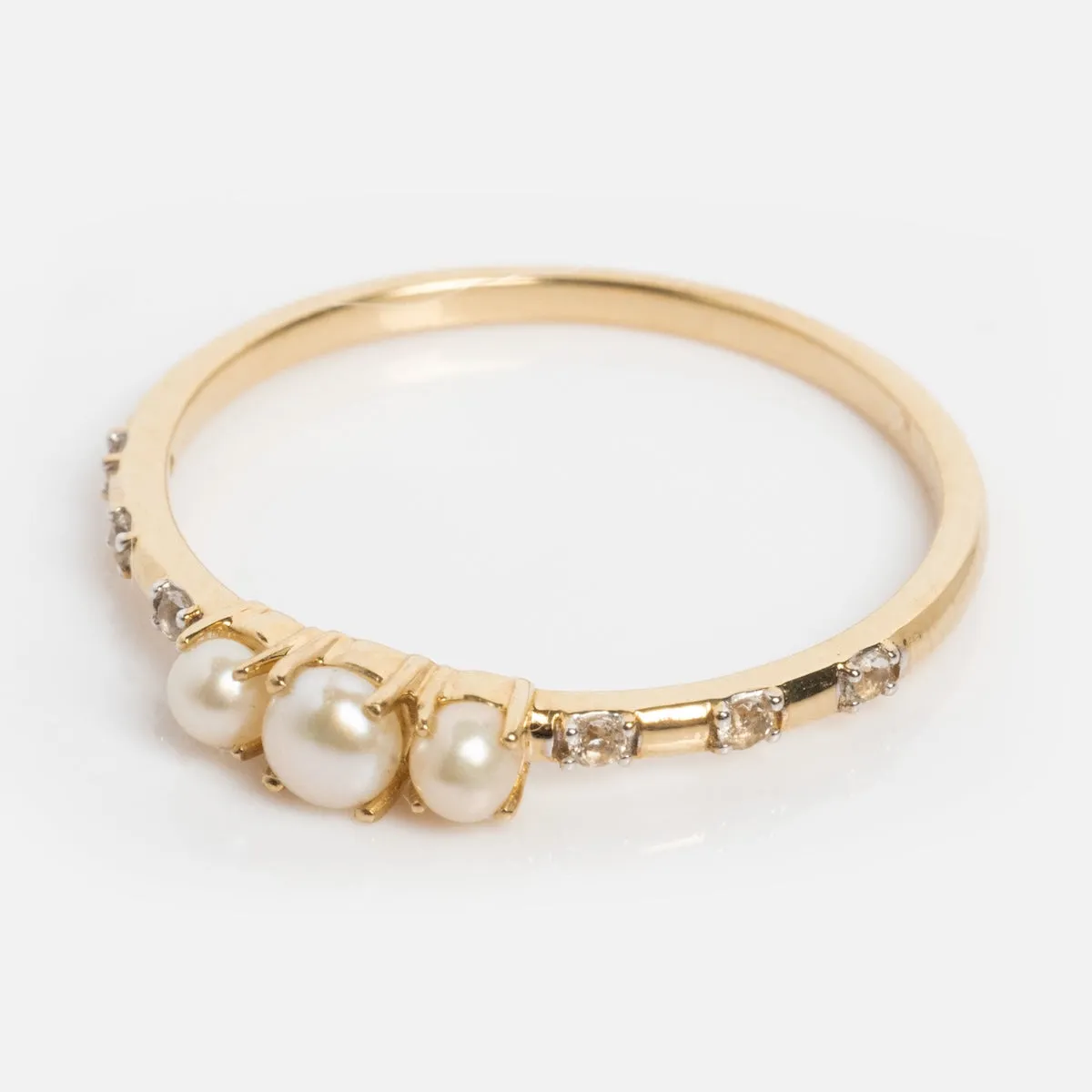 Solid Gold Luminous Pearl Trio Ring