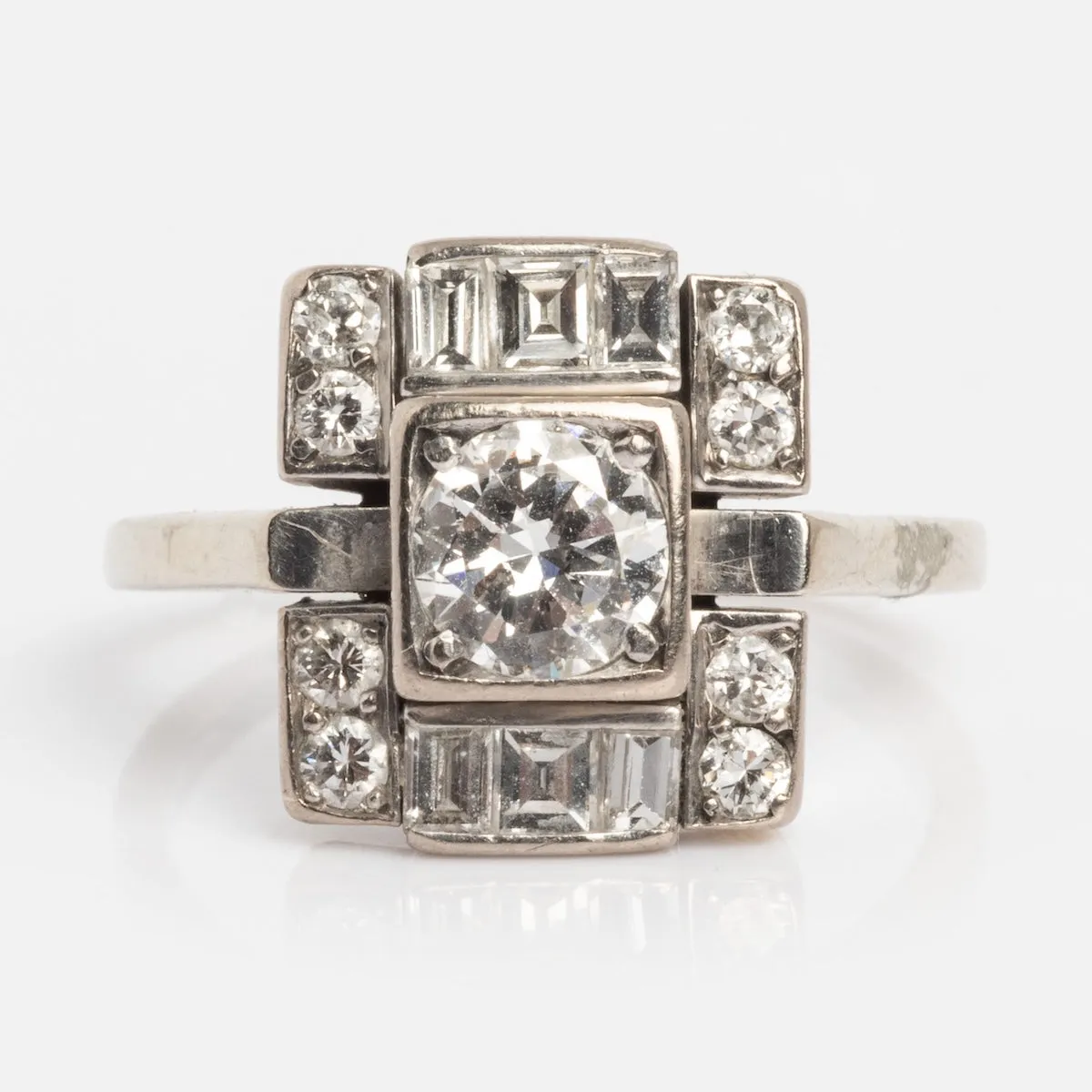 Vintage 18k 1930's Art Deco Geometric Diamond Ring Size 9