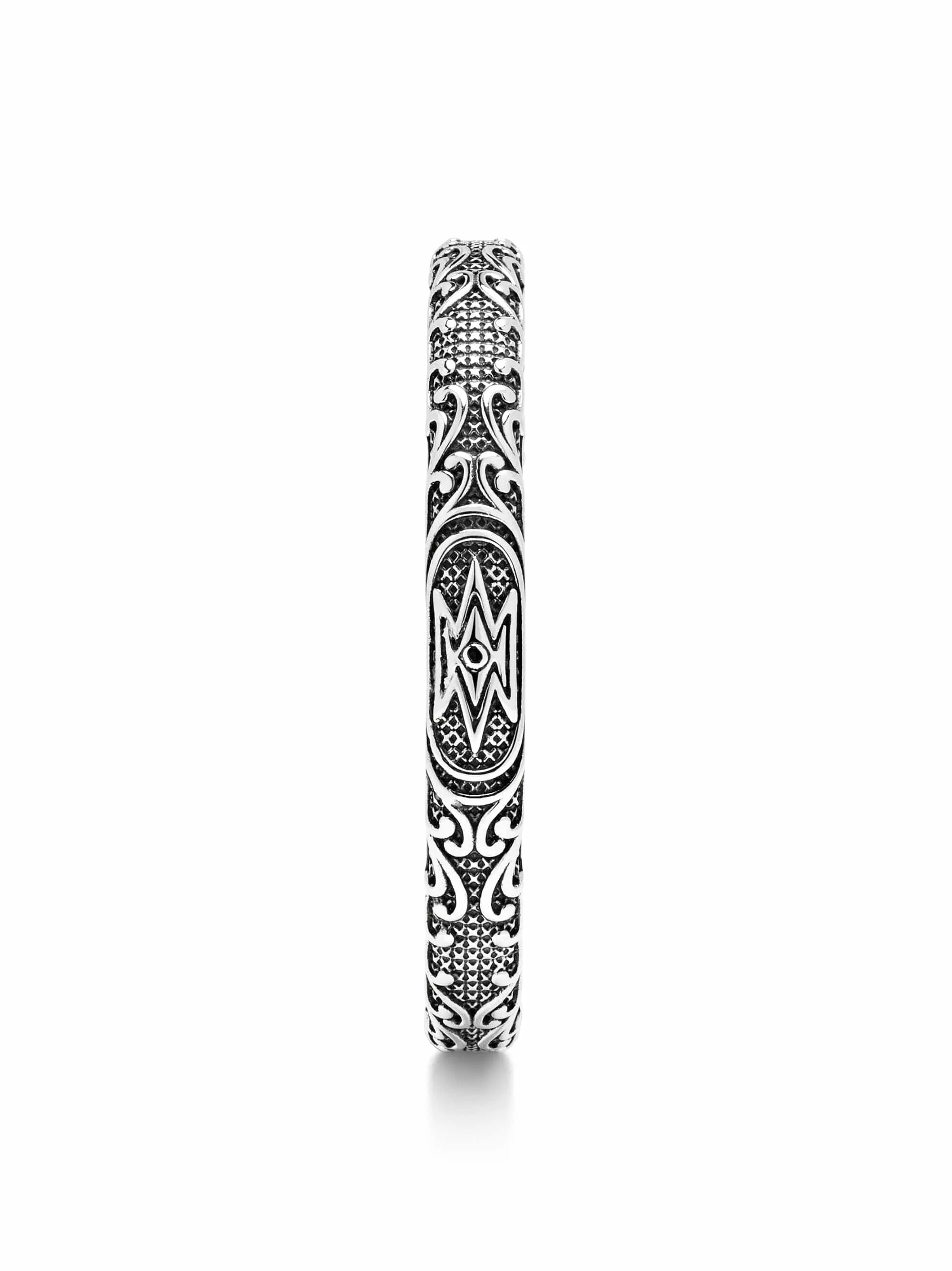Vintage Cuff Bracelet in Silver